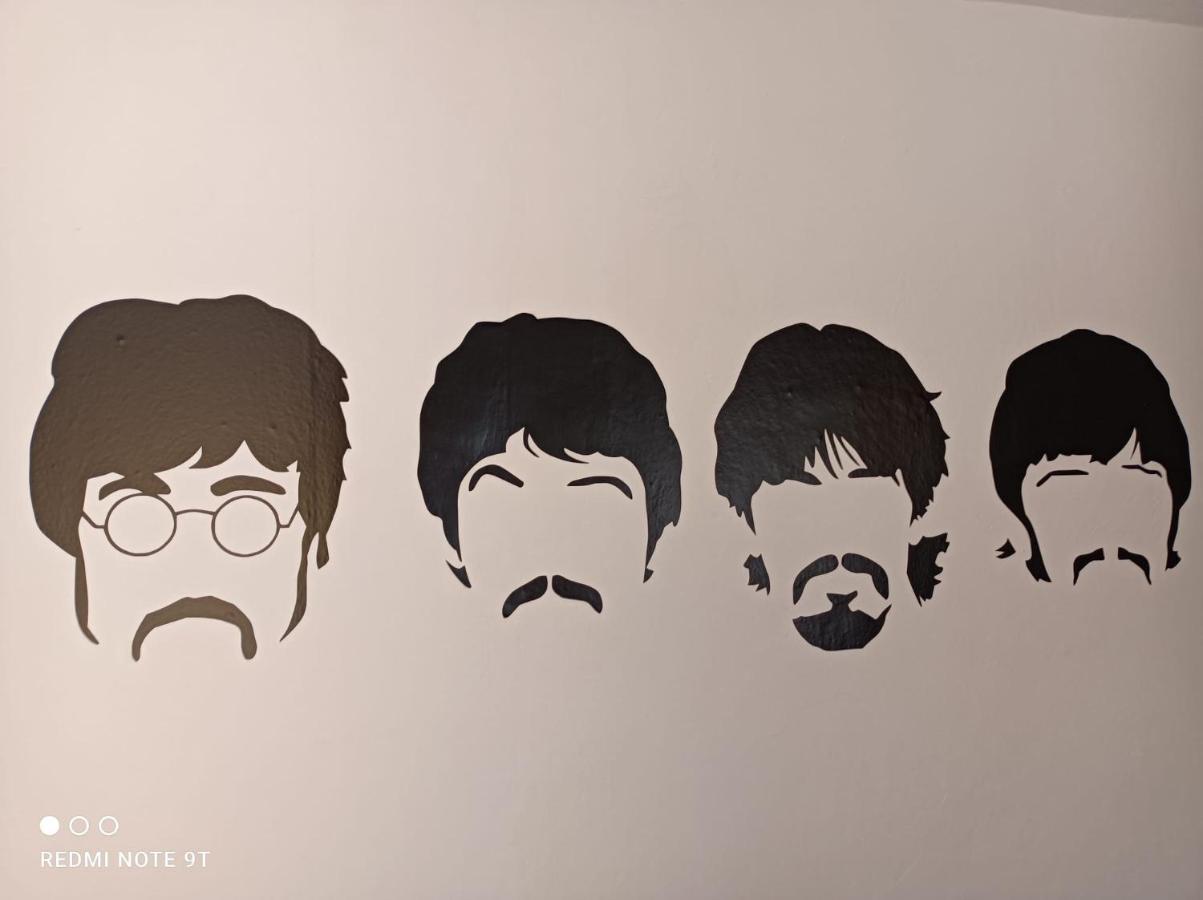 Casa Beatles Del Valle Pinos del Valle Eksteriør bilde
